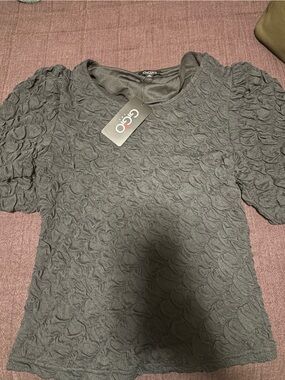 G.GO Textured Puff Sleeve Top in Charcoal Gray
